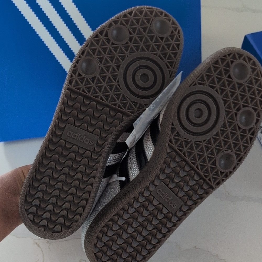Adidas Glittering Silver and Black Sneakers - Picture 9 of 11